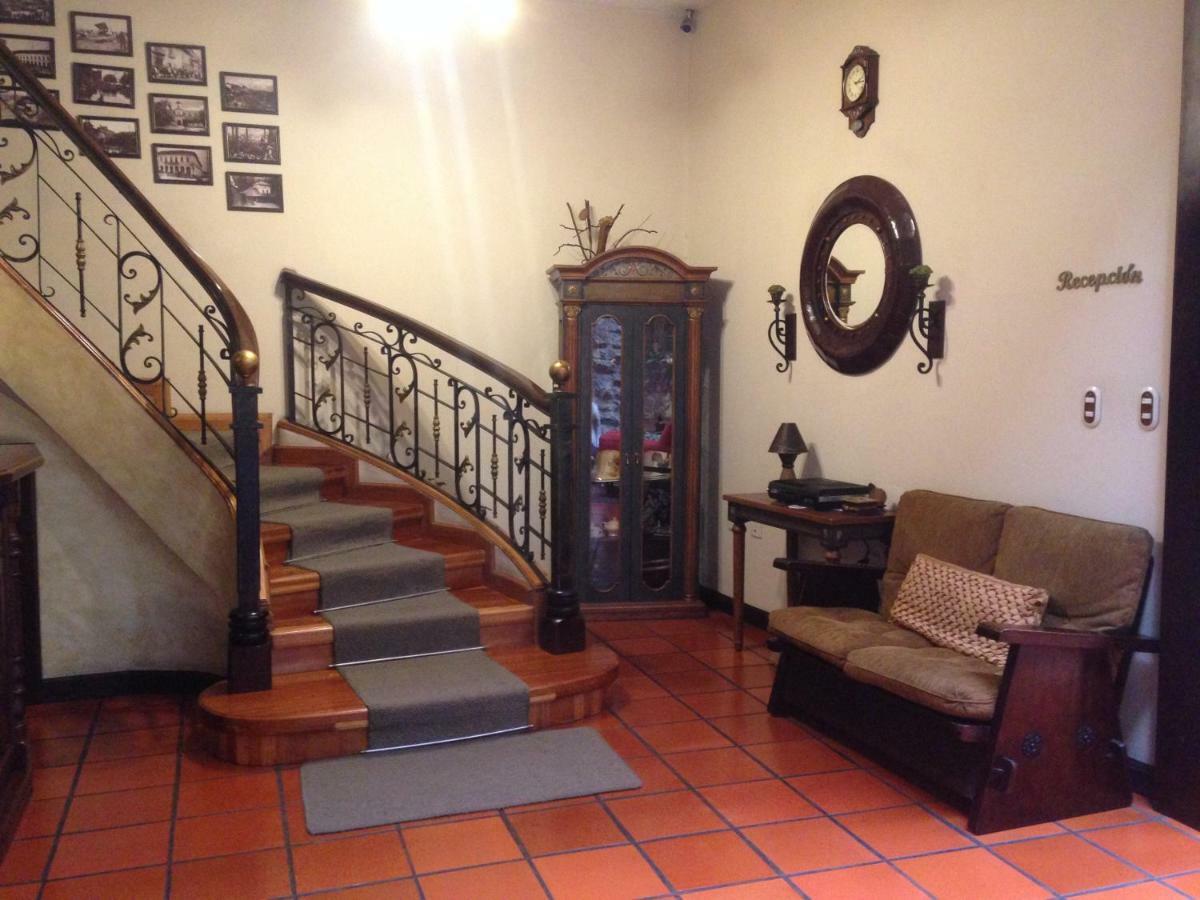 La Posada Cuencana Hotel Εξωτερικό φωτογραφία